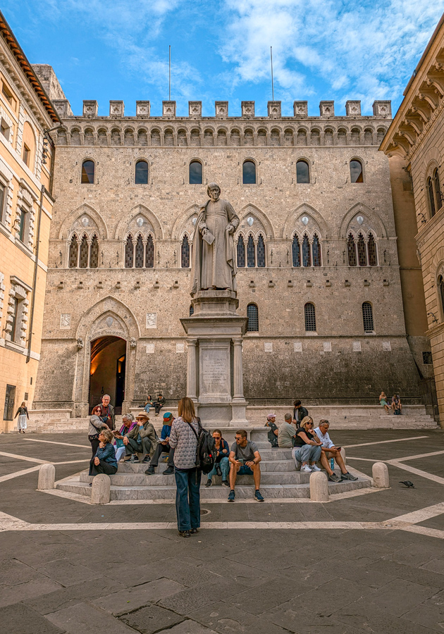 Palazzo Salimbeni Siena